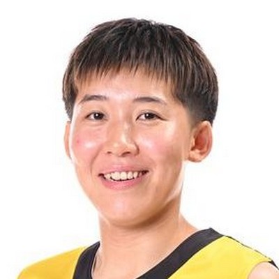 高田 栞里